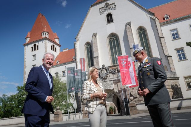 Bildgr&ouml;&szlig;e auf die Monitoraufl&ouml;sung (640x480 px) optimiert