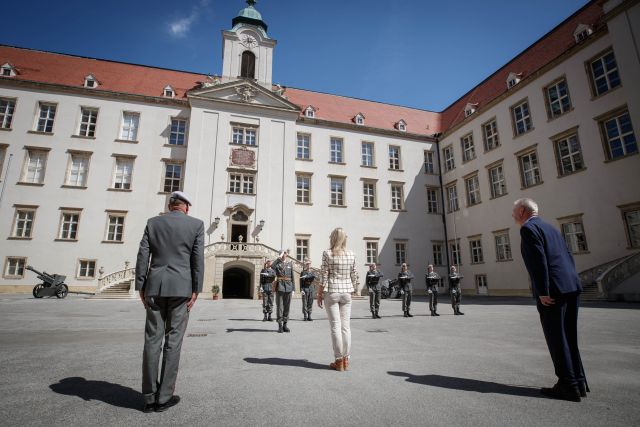 Bildgr&ouml;&szlig;e auf die Monitoraufl&ouml;sung (640x480 px) optimiert