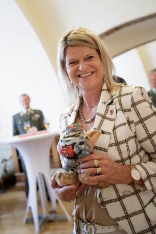 Bildgröße auf die Monitorauflösung (640x480 px) optimiert