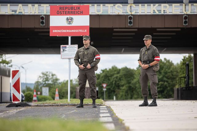 Bildgröße auf die Monitorauflösung (640x480 px) optimiert