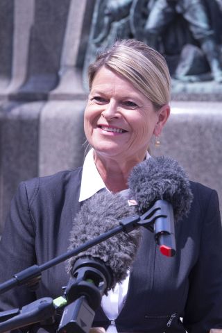 Bildgr&ouml;&szlig;e auf die Monitoraufl&ouml;sung (640x480 px) optimiert