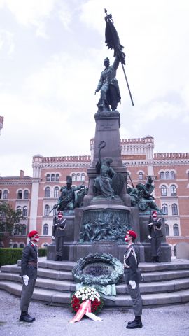 Bildgröße auf die Monitorauflösung (640x480 px) optimiert