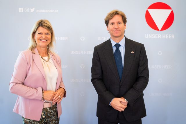 Bildgr&ouml;&szlig;e auf die Monitoraufl&ouml;sung (640x480 px) optimiert