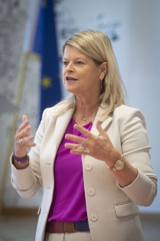 Bildgr&ouml;&szlig;e auf die Monitoraufl&ouml;sung (640x480 px) optimiert