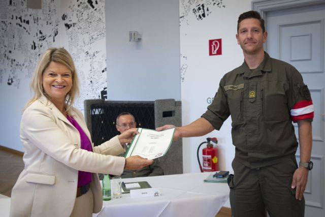 Bildgr&ouml;&szlig;e auf die Monitoraufl&ouml;sung (640x480 px) optimiert