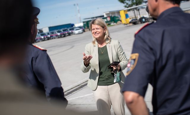 Bildgr&ouml;&szlig;e auf die Monitoraufl&ouml;sung (640x480 px) optimiert