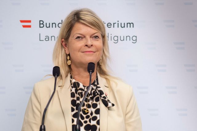 Bildgr&ouml;&szlig;e auf die Monitoraufl&ouml;sung (640x480 px) optimiert