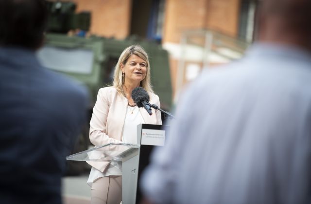 Bildgröße auf die Monitorauflösung (640x480 px) optimiert