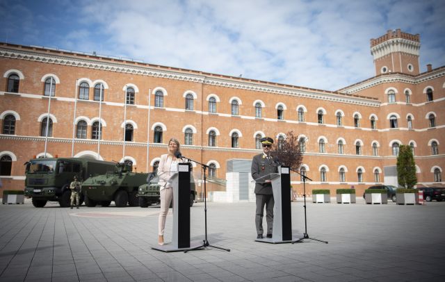 Bildgröße auf die Monitorauflösung (640x480 px) optimiert