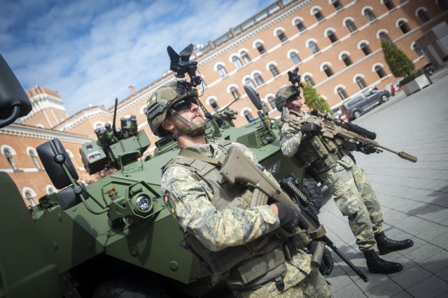 Bildgr&ouml;&szlig;e auf die Monitoraufl&ouml;sung (640x480 px) optimiert