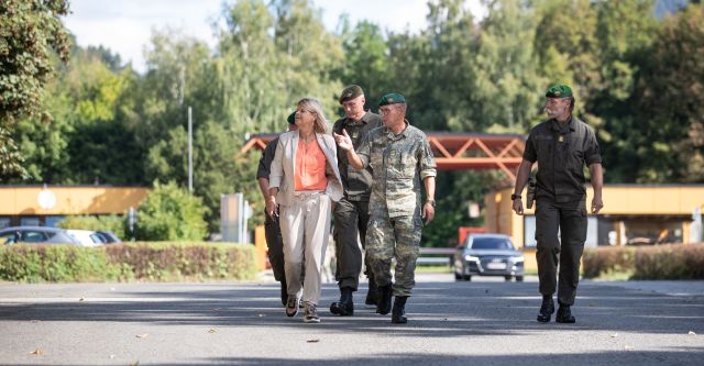 Bildgr&ouml;&szlig;e auf die Monitoraufl&ouml;sung (640x480 px) optimiert