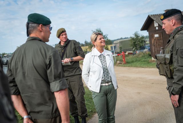 Bildgr&ouml;&szlig;e auf die Monitoraufl&ouml;sung (640x480 px) optimiert