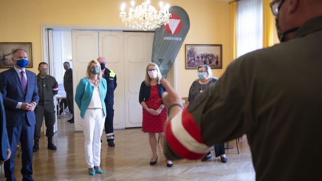 Bildgr&ouml;&szlig;e auf die Monitoraufl&ouml;sung (640x480 px) optimiert