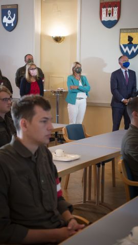 Bildgröße auf die Monitorauflösung (640x480 px) optimiert