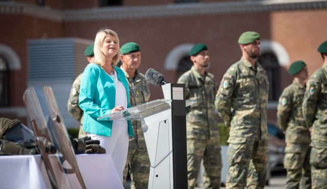 Bildgr&ouml;&szlig;e auf die Monitoraufl&ouml;sung (640x480 px) optimiert