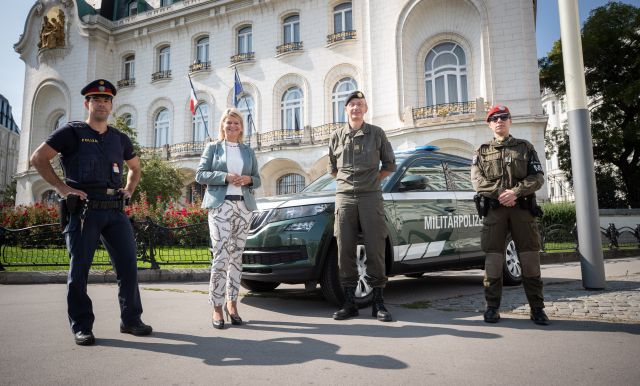 Bildgr&ouml;&szlig;e auf die Monitoraufl&ouml;sung (640x480 px) optimiert