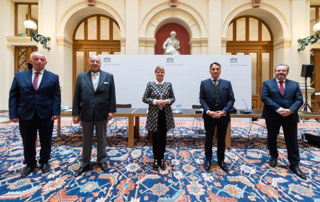 Bildgr&ouml;&szlig;e auf die Monitoraufl&ouml;sung (640x480 px) optimiert