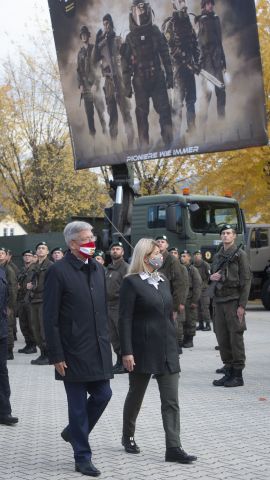 Bildgr&ouml;&szlig;e auf die Monitoraufl&ouml;sung (640x480 px) optimiert