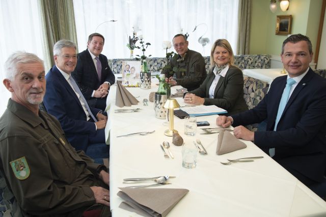 Bildgröße auf die Monitorauflösung (640x480 px) optimiert