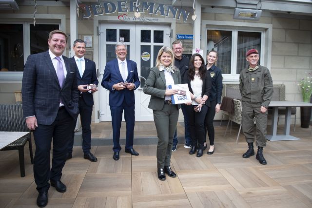 Bildgr&ouml;&szlig;e auf die Monitoraufl&ouml;sung (640x480 px) optimiert