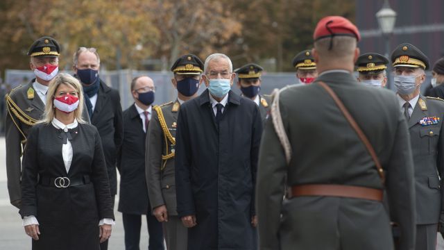 Bildgröße auf die Monitorauflösung (640x480 px) optimiert