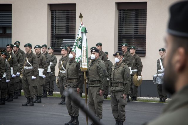 Bildgröße auf die Monitorauflösung (640x480 px) optimiert