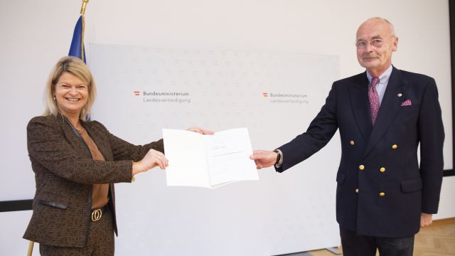 Bildgröße auf die Monitorauflösung (640x480 px) optimiert