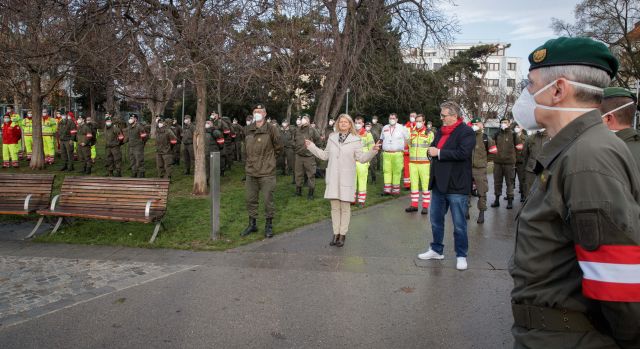 Bildgröße auf die Monitorauflösung (640x480 px) optimiert