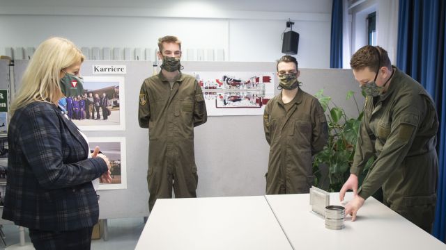 Bildgröße auf die Monitorauflösung (640x480 px) optimiert