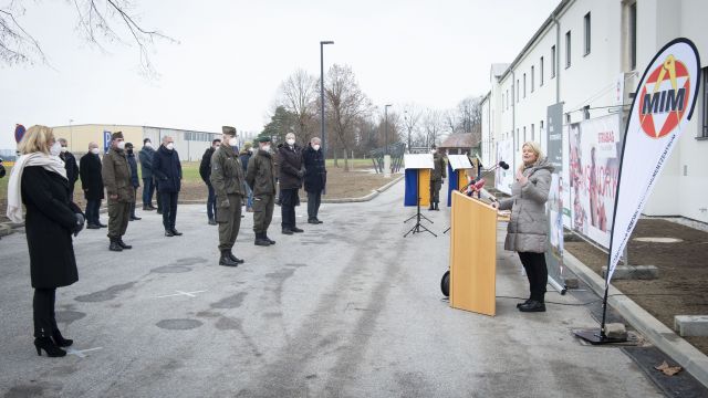 Bildgr&ouml;&szlig;e auf die Monitoraufl&ouml;sung (640x480 px) optimiert