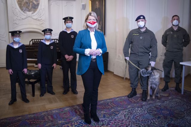 Bildgr&ouml;&szlig;e auf die Monitoraufl&ouml;sung (640x480 px) optimiert