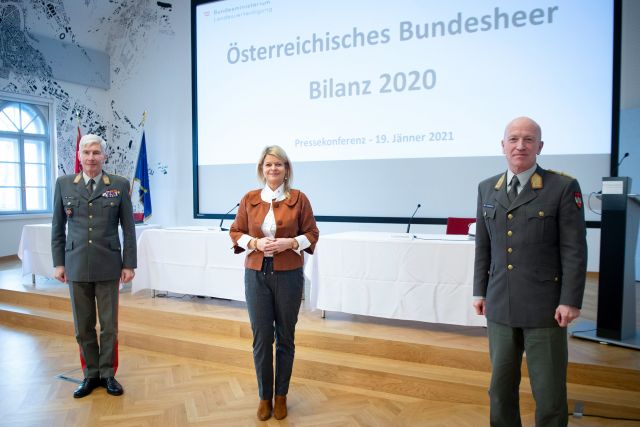 Bildgröße auf die Monitorauflösung (640x480 px) optimiert