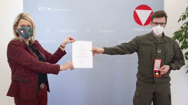 Bildgröße auf die Monitorauflösung (640x480 px) optimiert