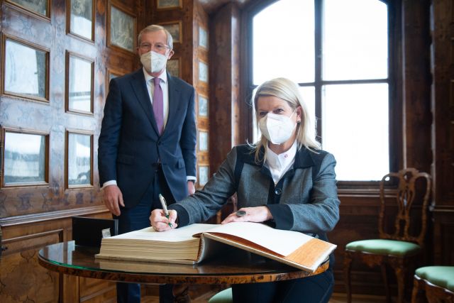 Bildgr&ouml;&szlig;e auf die Monitoraufl&ouml;sung (640x480 px) optimiert