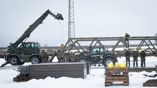 Bildgr&ouml;&szlig;e auf die Monitoraufl&ouml;sung (640x480 px) optimiert