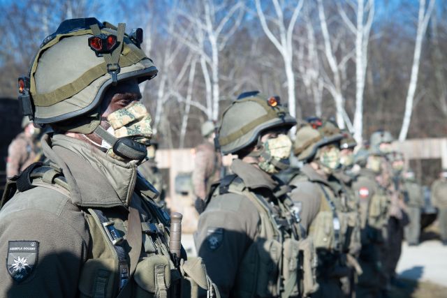 Bildgröße auf die Monitorauflösung (640x480 px) optimiert