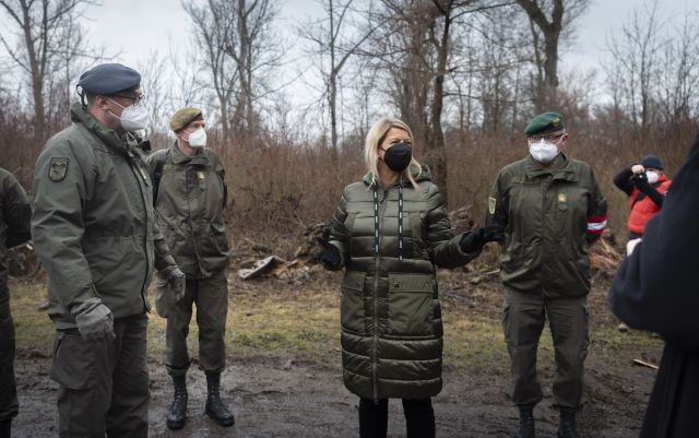 Bildgr&ouml;&szlig;e auf die Monitoraufl&ouml;sung (640x480 px) optimiert