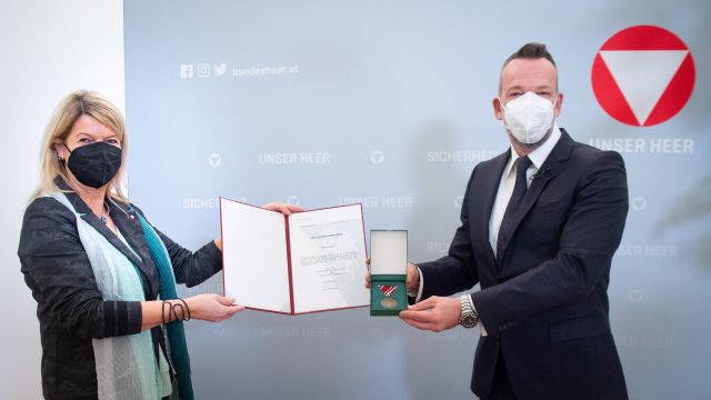 Bildgr&ouml;&szlig;e auf die Monitoraufl&ouml;sung (640x480 px) optimiert