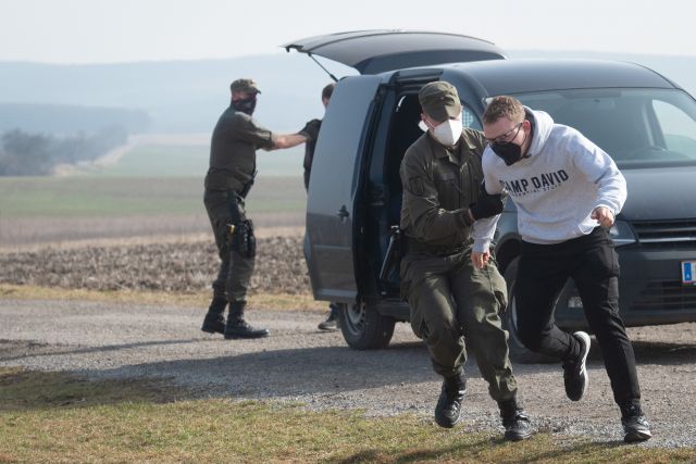 Bildgr&ouml;&szlig;e auf die Monitoraufl&ouml;sung (640x480 px) optimiert