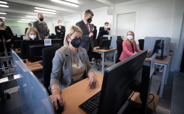 Bildgröße auf die Monitorauflösung (640x480 px) optimiert