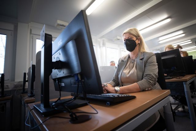 Bildgröße auf die Monitorauflösung (640x480 px) optimiert