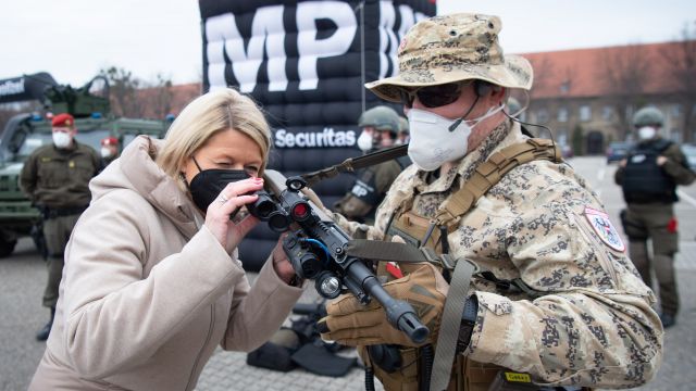 Bildgr&ouml;&szlig;e auf die Monitoraufl&ouml;sung (640x480 px) optimiert