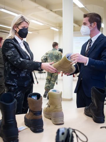 Bildgr&ouml;&szlig;e auf die Monitoraufl&ouml;sung (640x480 px) optimiert