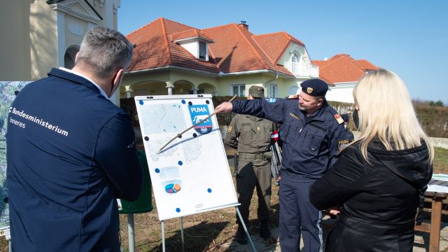 Bildgröße auf die Monitorauflösung (640x480 px) optimiert