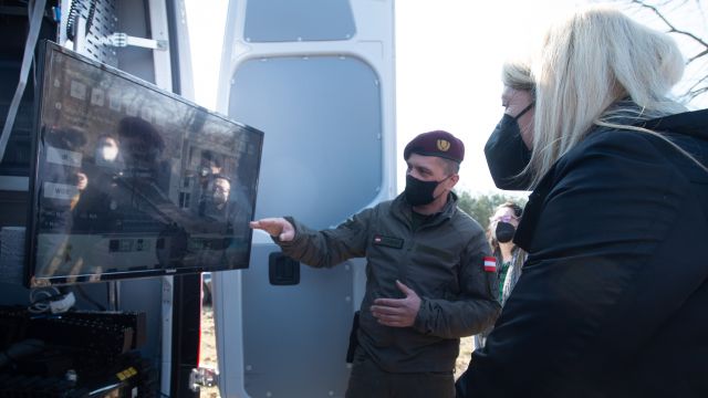 Bildgröße auf die Monitorauflösung (640x480 px) optimiert