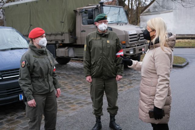 Bildgröße auf die Monitorauflösung (640x480 px) optimiert