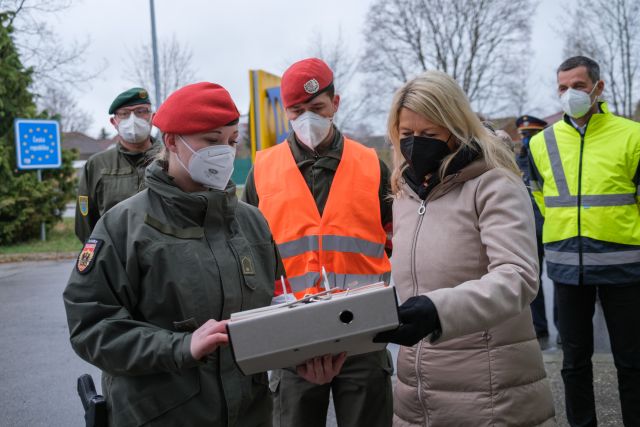 Bildgr&ouml;&szlig;e auf die Monitoraufl&ouml;sung (640x480 px) optimiert