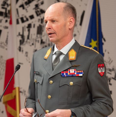 Bildgröße auf die Monitorauflösung (640x480 px) optimiert