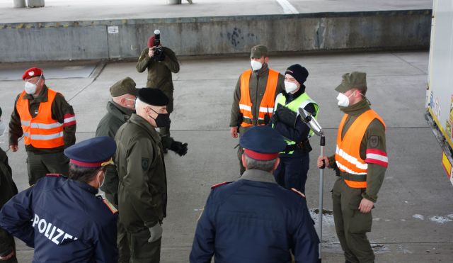 Bildgr&ouml;&szlig;e auf die Monitoraufl&ouml;sung (640x480 px) optimiert