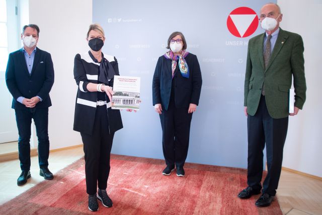 Bildgr&ouml;&szlig;e auf die Monitoraufl&ouml;sung (640x480 px) optimiert